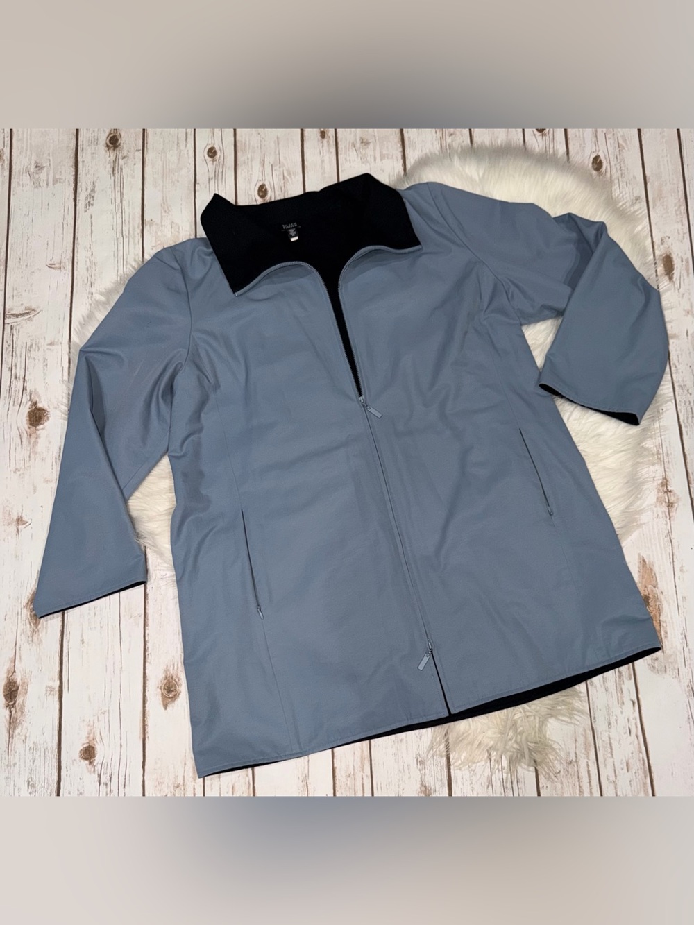 Eileen Fisher Light Blue & Black Collared Full Zip XL